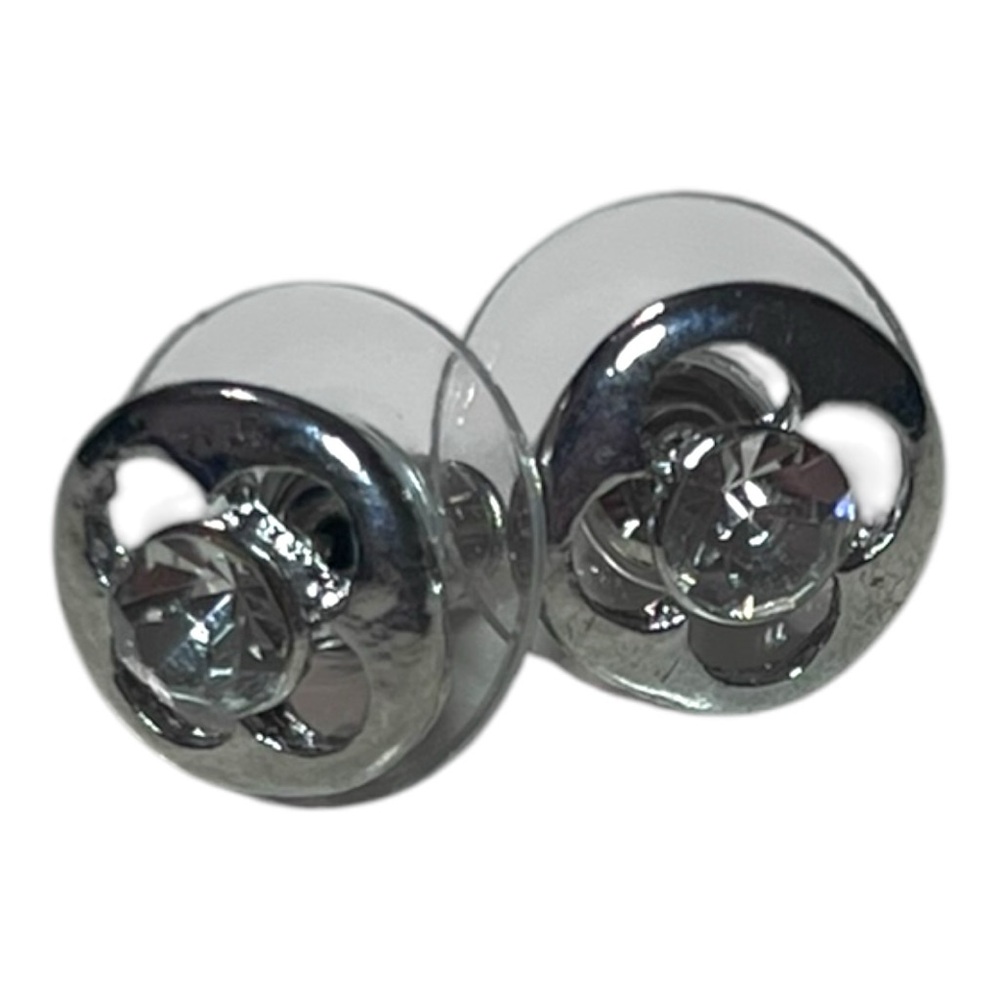 💖5/$10💖 Elegant Silver Stud Earrings